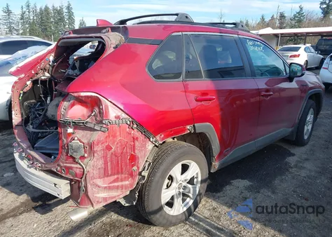 2021 Toyota Rav4 Hybrid Xle z USA, uszkodzony, nr VIN 4T3RWRFV3MU022928